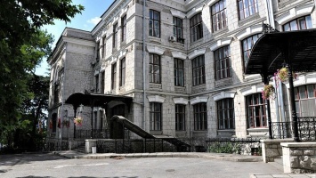 В Ялте отреставрируют здание Александровской гимназии