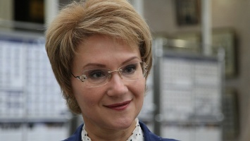 Лариса Ревуцкая выдвинута на пост республиканского министра образования