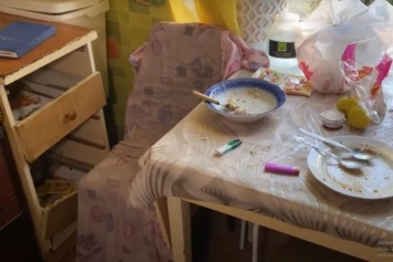 Напуганные и голодные: в Калининграде у асоциальных родителей изъяли детей (видео)