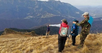 Спасатели возобновили поиск пропавшего в августе в горах Сочи туриста из Челябинской области