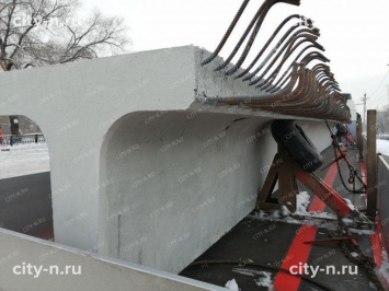 Ремонт новокузнецкого моста перешел на новую стадию