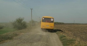 На Кубани ребенка без маски не пустили в школьный автобус. Кого за это накажут