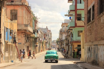 Власти Кубы обяжут въезжающих в страну заполнять электронную анкету