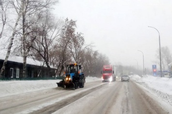 Кемеровские власти на полгода ограничили въезд в город грузовикам