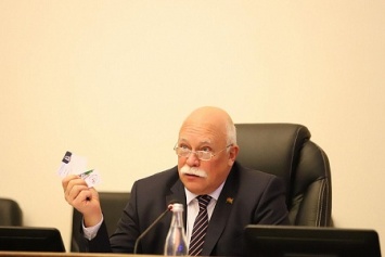 Депутаты ЗСК обсудили федеральный законопроект о введении QR-кодов для общественных мест