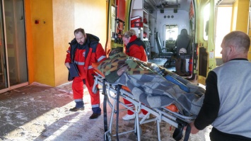 Врачи переведут выжившего при ЧП на шахте "Листвяжная" спасателя в кемеровскую больницу