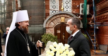 Губернатор Кубани Вениамин Кондратьев поздравил митрополита Григория с днем тезоименитства