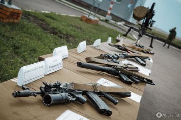 ФСБ России пресекла незаконный оборот оружия в 21 регионе