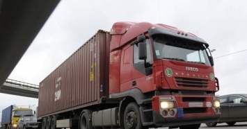 До Нового года грузовики с товарами будут передвигаться по Краснодару по ночам