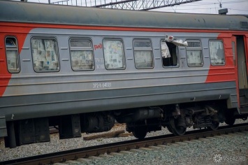 Электропоезд задавил насмерть пенсионера из кузбасского поселка
