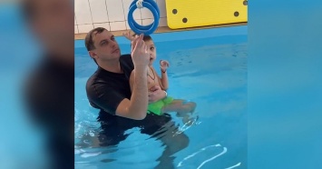Мальчик со СМА из Тимашевска начал тренировки в бассейне
