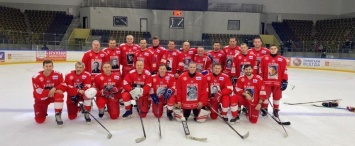 В Калуге пройдет хоккейный матч между командой космонавтов и сборной области