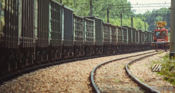 Поезд сбил мужчин вблизи станции Кузоватово