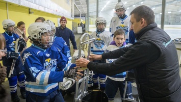 "Газпром трансгаз Саратов" оказал помощь следж-хоккеистам