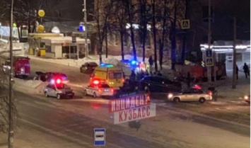 Серьезное ДТП произошло на пересечении улиц в Кемерове