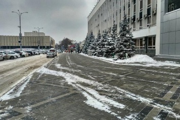 А кто снег в Краснодаре убирать будет?