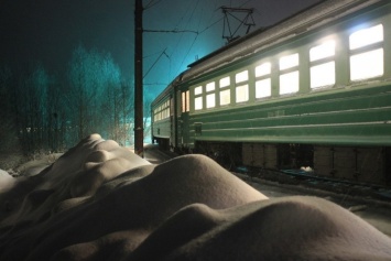 На железной дороге в Калужской области женщина попала под поезд