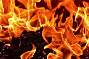 Два человека погибли при пожаре в частном доме в Пензенской области
