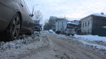 Уборка снега в Саратове. Михаил Исаев сделал "замечание" Гусеву и Сиденко