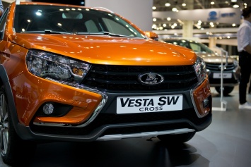 На АвтоВАЗе назвали дату старта продаж обновленной Lada Vesta
