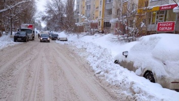 Уборка снега. За день эвакуировали 10 машин, названы новые адреса с запретом парковки