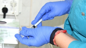 В Саратовскую области прибыла вакцина для подростков