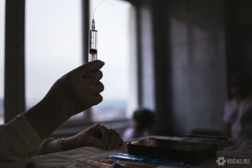 Ученые сравнили эффективность трех российских вакцин против коронавируса