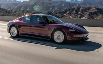 Электрокар Porsche Taycan установил рекорд скорости зарядки батарей
