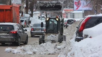 Уборка снега в Саратове. Эвакуированы 27 авто, названы новые улицы без парковки