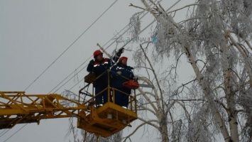 500 километров линий электропередач на Алтае попали в ледяной плен