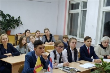 Чувашские и эстонские школьники провели телемост, посвященный конкурсу «Живая классика»
