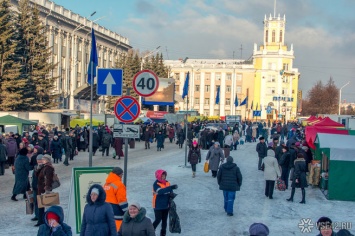 Морозы скорректировали время проведения новогодней ярмарки в Кузбассе