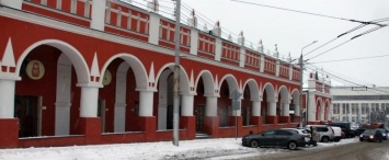 Калужская филармония заплатит 100 тыс. рублей за незаконную перепланировку помещения в Гостиных рядах