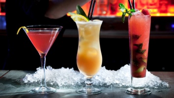 Сегодня празднуется Международный день бармена