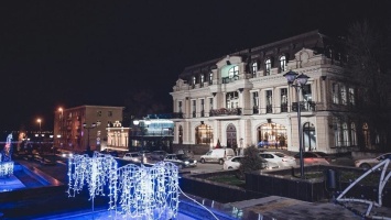 Спор о судьбе одного из красивейших зданий Саратова показал раскол между гражданами и чиновниками