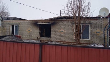 В саратовских селах из-за замкнувшей проводки сгорели дом и гараж