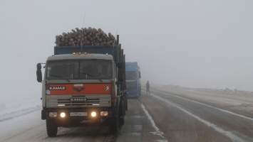 Федеральная трасса вновь закрыта из-за сильной метели в Казахстане