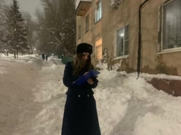На Шелковичной снег с крыши травмировал женщину. Возбуждено уголовное дело