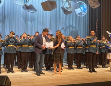 60 школьников Белгорода получили персональные стипендии мэра