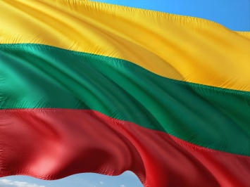 Президент Литвы призвал Путина остановить военные действия на Украине