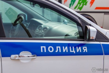 Соцсети: полиция в Кемерове перекрыла дорогу из-за спецоперации
