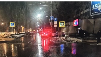 В ночном ДТП в центре Саратова пострадали пять автомобилей