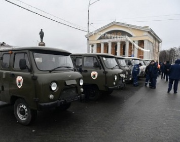 Пожарные и спасатели в Карелии получили 10 новеньких автомобилей