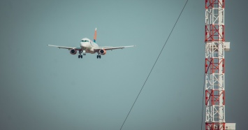 Самолет «Уральских авиалиний» экстренно приземлился в Екатеринбурге
