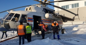 На поиски подняли вертолет: на Урале в горах пропали двое туристов на снегоходах
