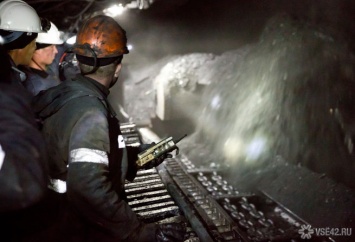 Бастовавшие кузбасские шахтеры вышли на работу после частичной выплаты денег