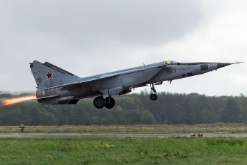Японский эксперт назвал МиГ-25 «королем скорости»