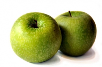 Ученые: Два яблока в день снижают уровень «плохого» холестерина в крови