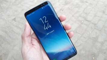 Samsung выпустит сгибающийся смартфон под названием Galaxy Z Flip