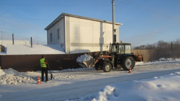 За две недели января из Рубцовска вывезли почти 440 машин снега